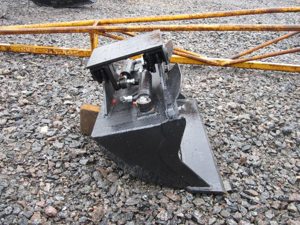 Laten Kallistuva luiskakauha 800mm TS - Kopp - Ehitusmasinad: pilt 4 Laten Kallistuva luiskakauha 800mm TS - Kopp - Ehitusmasinad: pilt 4