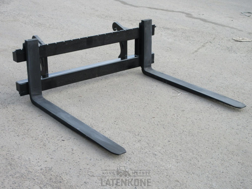 Laten Trukkipiikit 2500kg 1500mm/1200mm 2A Volvo L30 - Kahvlid - Ehitusmasinad: pilt 1 Laten Trukkipiikit 2500kg 1500mm/1200mm 2A Volvo L30 - Kahvlid - Ehitusmasinad: pilt 1