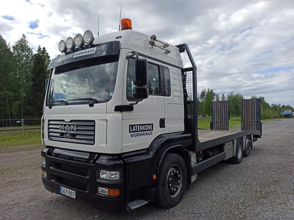 MAN TGA 6x2 koneenkuljetusauto - Treilerveoauto: pilt 3 MAN TGA 6x2 koneenkuljetusauto - Treilerveoauto: pilt 3