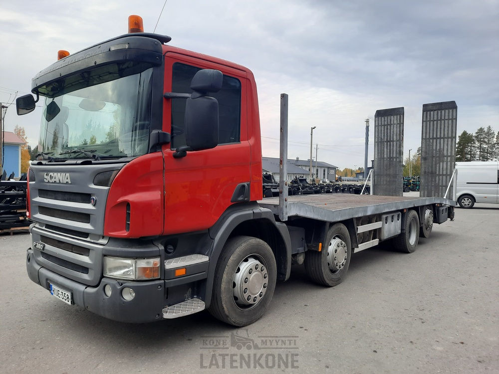 Scania P380 8x2 koneenkuljetusauto - Treilerveoauto: pilt 1 Scania P380 8x2 koneenkuljetusauto - Treilerveoauto: pilt 1