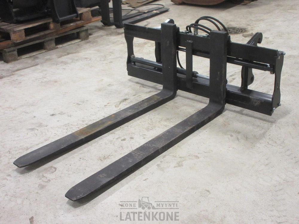Volvo Hydrauliset trukkipiikit 3500kg 1500mm/1500mm 3A Volvo L30 - Kahvlid - Ehitusmasinad: pilt 3 Volvo Hydrauliset trukkipiikit 3500kg 1500mm/1500mm 3A Volvo L30 - Kahvlid - Ehitusmasinad: pilt 3