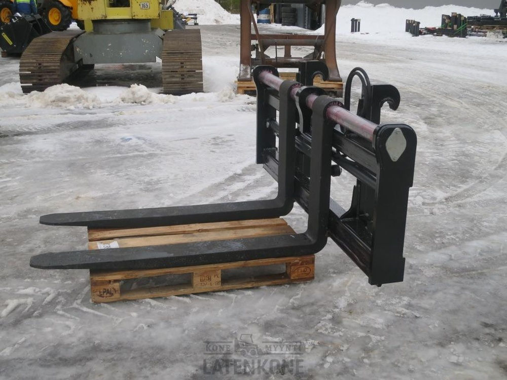 Volvo Hydrauliset trukkipiikit 8000kg 2000mm/1500mm PIN Volvo BM - Kahvlid - Ehitusmasinad: pilt 4 Volvo Hydrauliset trukkipiikit 8000kg 2000mm/1500mm PIN Volvo BM - Kahvlid - Ehitusmasinad: pilt 4