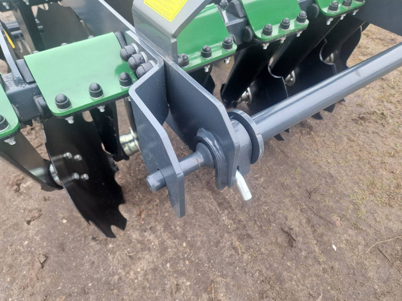 AWEMAK AMON BTL - Brona talerzowa do winnic 1,5 m - Ketasäke: pilt 3 AWEMAK AMON BTL - Brona talerzowa do winnic 1,5 m - Ketasäke: pilt 3