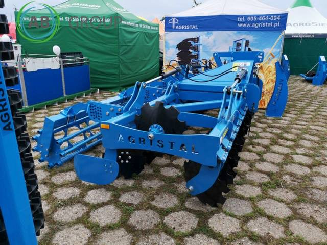 Agristal BTH hydraulic folding disc harrow 4.5 m - Äke: pilt 3 Agristal BTH hydraulic folding disc harrow 4.5 m - Äke: pilt 3