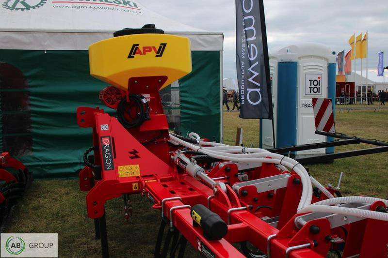 Awemak DRAGON TP 9 hydraulic folding inter-row cultivator - Maaharimisseadmed: pilt 5 Awemak DRAGON TP 9 hydraulic folding inter-row cultivator - Maaharimisseadmed: pilt 5