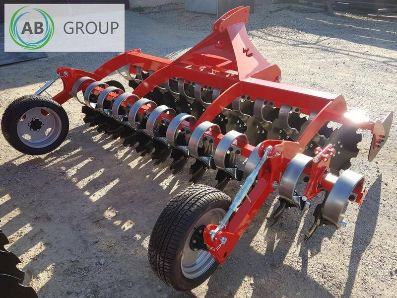Awemak front-mounted disc harrow OZYRYS BTF 30 - Ketasäke: pilt 1 Awemak front-mounted disc harrow OZYRYS BTF 30 - Ketasäke: pilt 1
