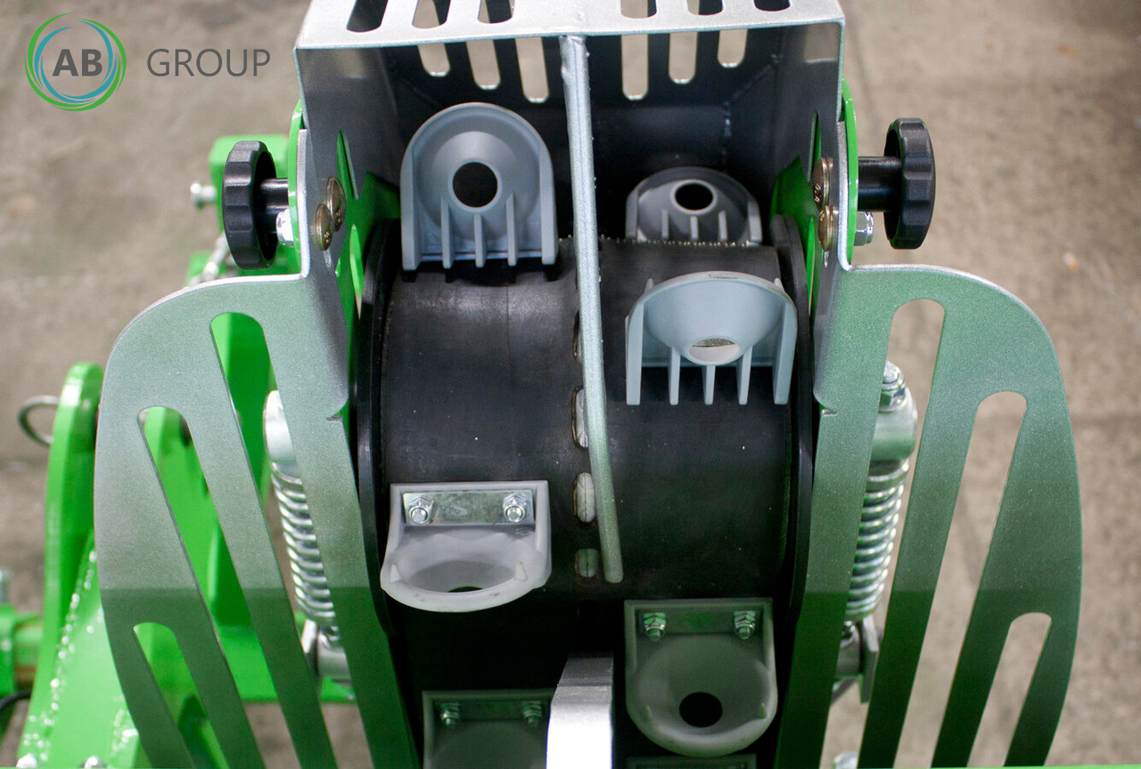 Bomet Gemini S339 two-row potato planter (inter-row width: 67.5 - 80 cm) - Kartulipanija: pilt 3 Bomet Gemini S339 two-row potato planter (inter-row width: 67.5 - 80 cm) - Kartulipanija: pilt 3