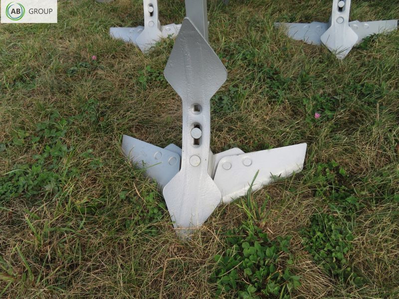 Bomet cultivator Apus U865/3, 2,2 m - Maaharimisseadmed: pilt 3 Bomet cultivator Apus U865/3, 2,2 m - Maaharimisseadmed: pilt 3
