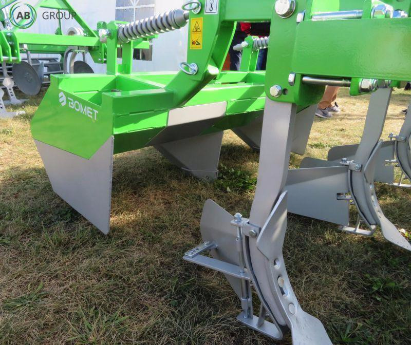 Bomet ridging plough with attachment for ridge forming Noctu U865/9 - Maaharimisseadmed: pilt 2 Bomet ridging plough with attachment for ridge forming Noctu U865/9 - Maaharimisseadmed: pilt 2