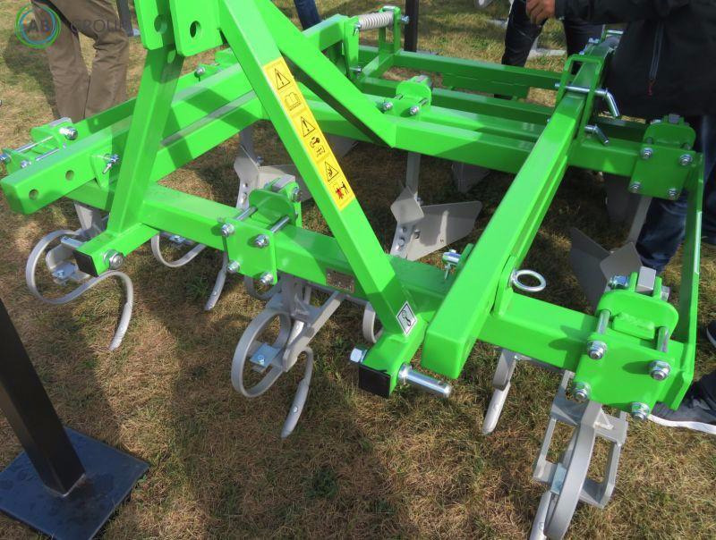 Bomet ridging plough with attachment for ridge forming Noctu U865/9 - Maaharimisseadmed: pilt 3 Bomet ridging plough with attachment for ridge forming Noctu U865/9 - Maaharimisseadmed: pilt 3