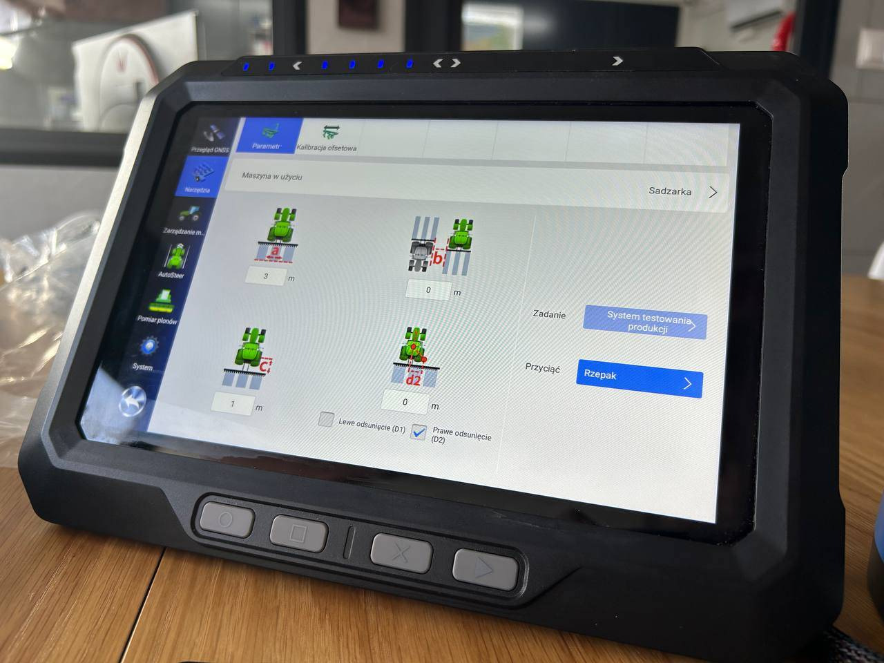 DOKEN AF305 ? Profesjonalna Nawigacja Rolnicza RTK 2,5 cm - Juhtimissüsteem - Põllutööseade: pilt 4 DOKEN AF305 ? Profesjonalna Nawigacja Rolnicza RTK 2,5 cm - Juhtimissüsteem - Põllutööseade: pilt 4