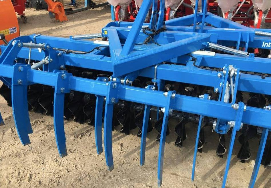 Inter-Tech front disc cultivator 2.5 m with flat bar drag BAP01 - ON STOCK - Ketasäke: pilt 5 Inter-Tech front disc cultivator 2.5 m with flat bar drag BAP01 - ON STOCK - Ketasäke: pilt 5