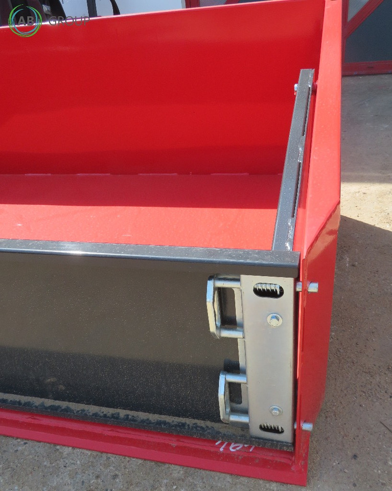 Inter-Tech hydraulic loading bucket 2,0 m, SS11 - Kopp - Põllutööseade: pilt 2 Inter-Tech hydraulic loading bucket 2,0 m, SS11 - Kopp - Põllutööseade: pilt 2