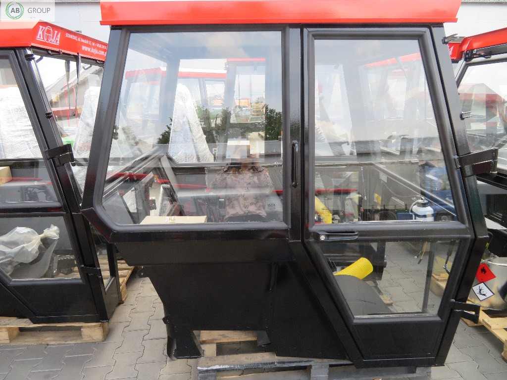 Koja tractor cab C-330 - Kabiin - Traktor: pilt 5 Koja tractor cab C-330 - Kabiin - Traktor: pilt 5