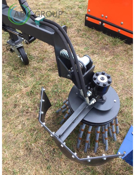 METAL-TECHNIK szczotka do chwastów - Hari - Kommunaal-/ Erisõiduk: pilt 1 METAL-TECHNIK szczotka do chwastów - Hari - Kommunaal-/ Erisõiduk: pilt 1