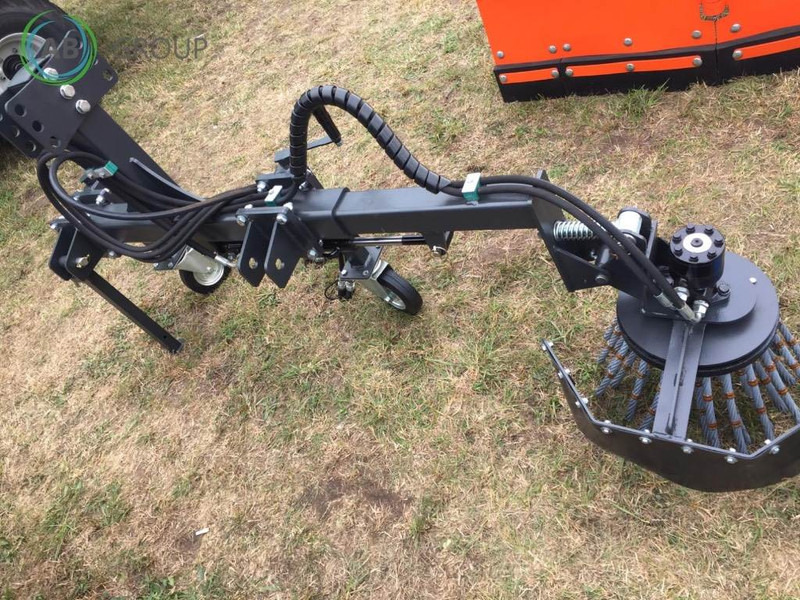 METAL-TECHNIK szczotka do chwastów - Hari - Kommunaal-/ Erisõiduk: pilt 3 METAL-TECHNIK szczotka do chwastów - Hari - Kommunaal-/ Erisõiduk: pilt 3