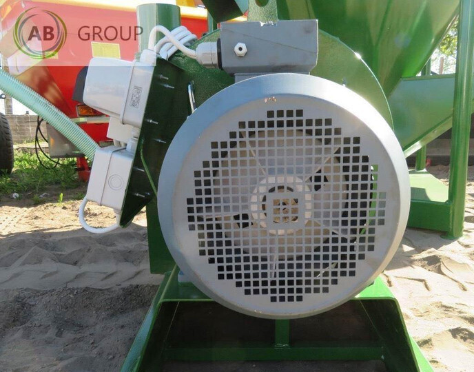 Mrol rozdrabniacz bijakowy ssąco-tłoczący H122 (11kW) - Saagikoristusjärgsed seadmed: pilt 4 Mrol rozdrabniacz bijakowy ssąco-tłoczący H122 (11kW) - Saagikoristusjärgsed seadmed: pilt 4