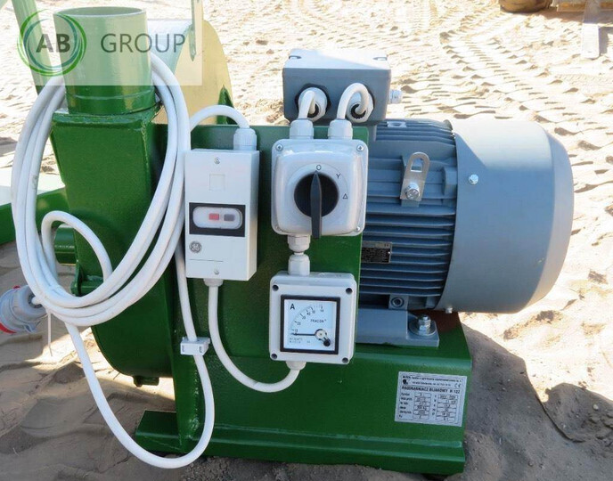 Mrol rozdrabniacz bijakowy ssąco-tłoczący H122 (11kW) - Saagikoristusjärgsed seadmed: pilt 1 Mrol rozdrabniacz bijakowy ssąco-tłoczący H122 (11kW) - Saagikoristusjärgsed seadmed: pilt 1