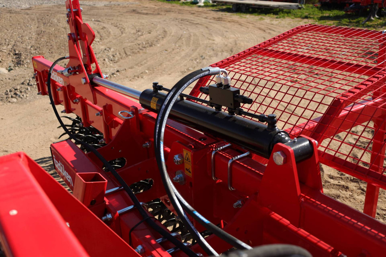 Ozdoken rotary weeder Rotokul 6,2 m - Maaharimisseadmed: pilt 4 Ozdoken rotary weeder Rotokul 6,2 m - Maaharimisseadmed: pilt 4