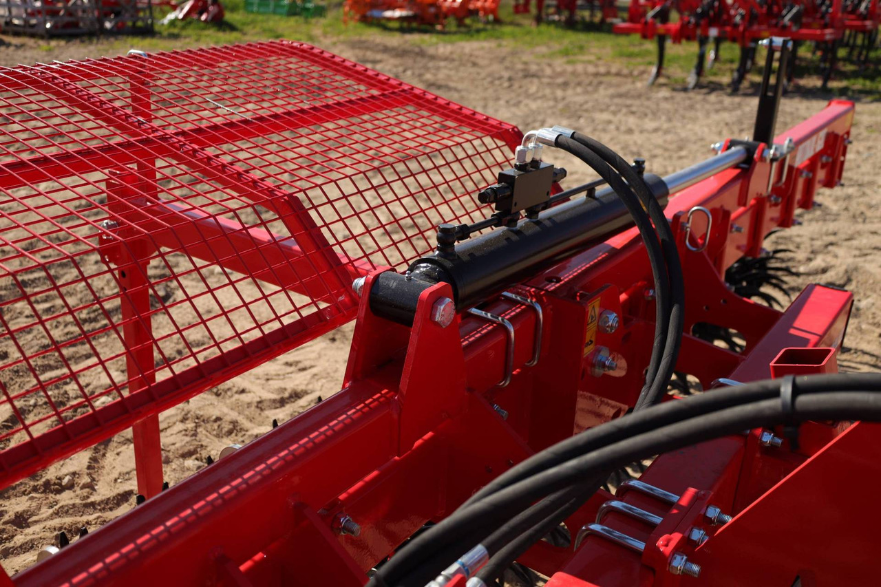 Ozdoken rotary weeder Rotokul 6,2 m - Maaharimisseadmed: pilt 5 Ozdoken rotary weeder Rotokul 6,2 m - Maaharimisseadmed: pilt 5