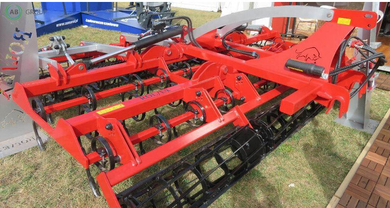 ROL-EX agregat uprawowy hydraulicznie składany 4.2 m - Kultivaator: pilt 2 ROL-EX agregat uprawowy hydraulicznie składany 4.2 m - Kultivaator: pilt 2