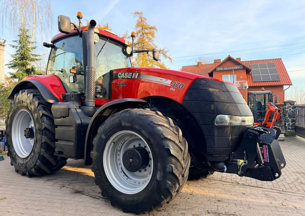 Case IH Magnum 370 CVX - Traktor: pilt 3 Case IH Magnum 370 CVX - Traktor: pilt 3