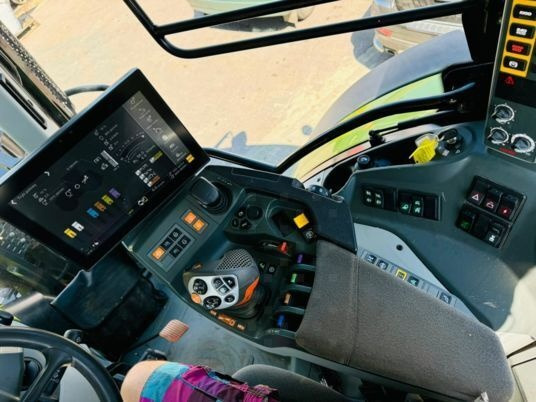 Claas ARION 660 CMATIC liising Claas ARION 660 CMATIC: pilt 9