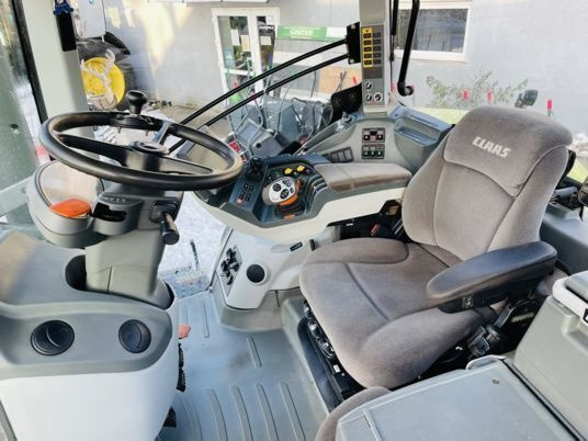 Claas AXION 830 CEBIS - Traktor: pilt 3 Claas AXION 830 CEBIS - Traktor: pilt 3