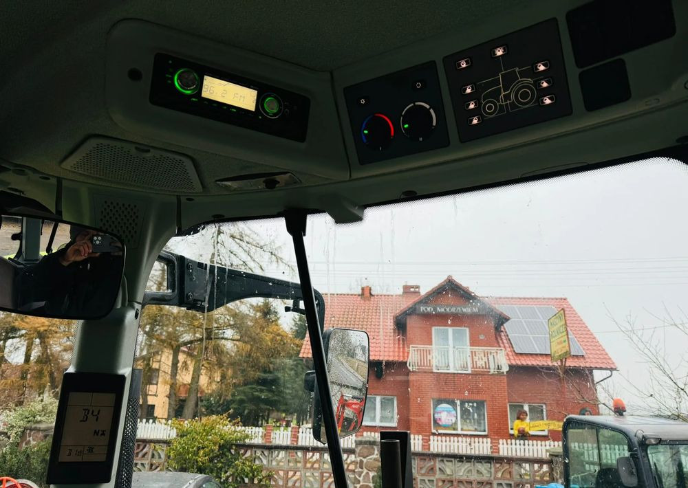 Claas Arion 620 - Traktor: pilt 4 Claas Arion 620 - Traktor: pilt 4