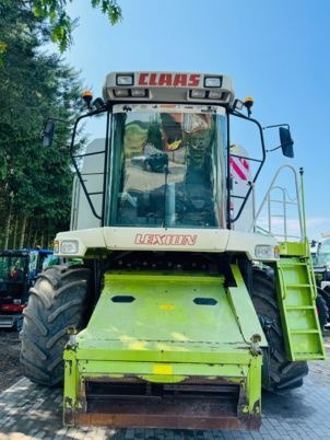 Claas LEXION 440 - Kombain: pilt 3 Claas LEXION 440 - Kombain: pilt 3