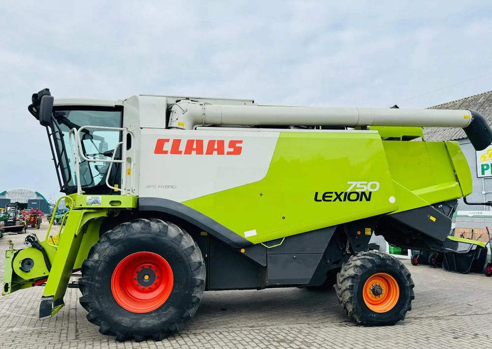 Claas LEXION 750 APS HYBRID - Kombain: pilt 1 Claas LEXION 750 APS HYBRID - Kombain: pilt 1