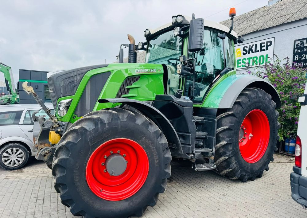 Fendt 828 Vario Profi Plus - Traktor: pilt 2 Fendt 828 Vario Profi Plus - Traktor: pilt 2