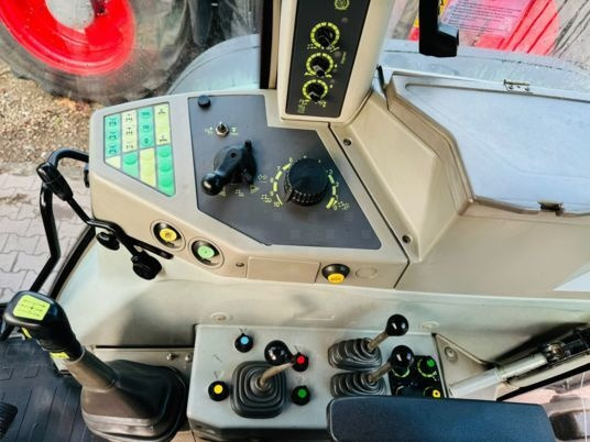 Fendt FAVORIT 818 - Traktor: pilt 3 Fendt FAVORIT 818 - Traktor: pilt 3