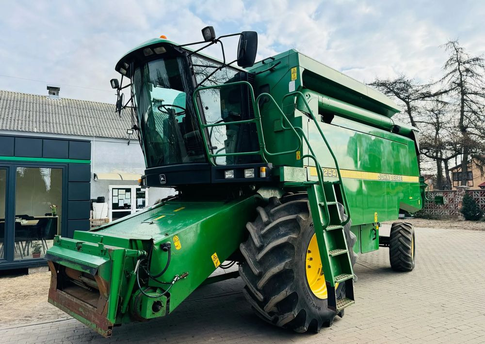 Kombain John Deere 2254: pilt 7