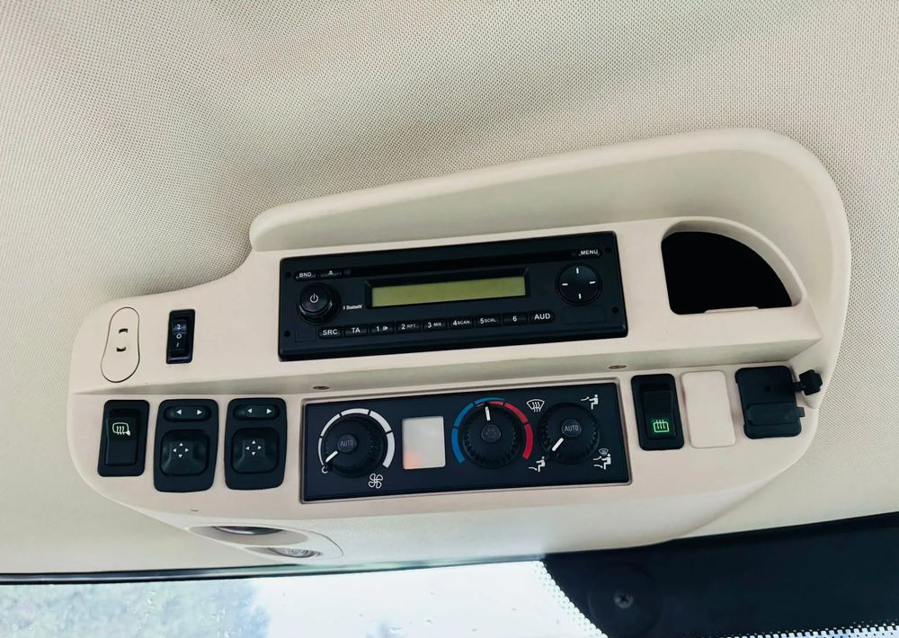 John Deere 6210R - Traktor: pilt 5 John Deere 6210R - Traktor: pilt 5