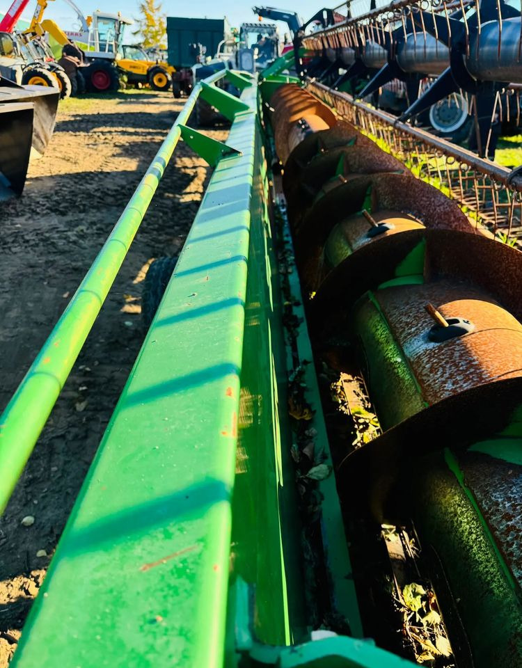 John Deere 630R - Kombaini päis: pilt 5 John Deere 630R - Kombaini päis: pilt 5