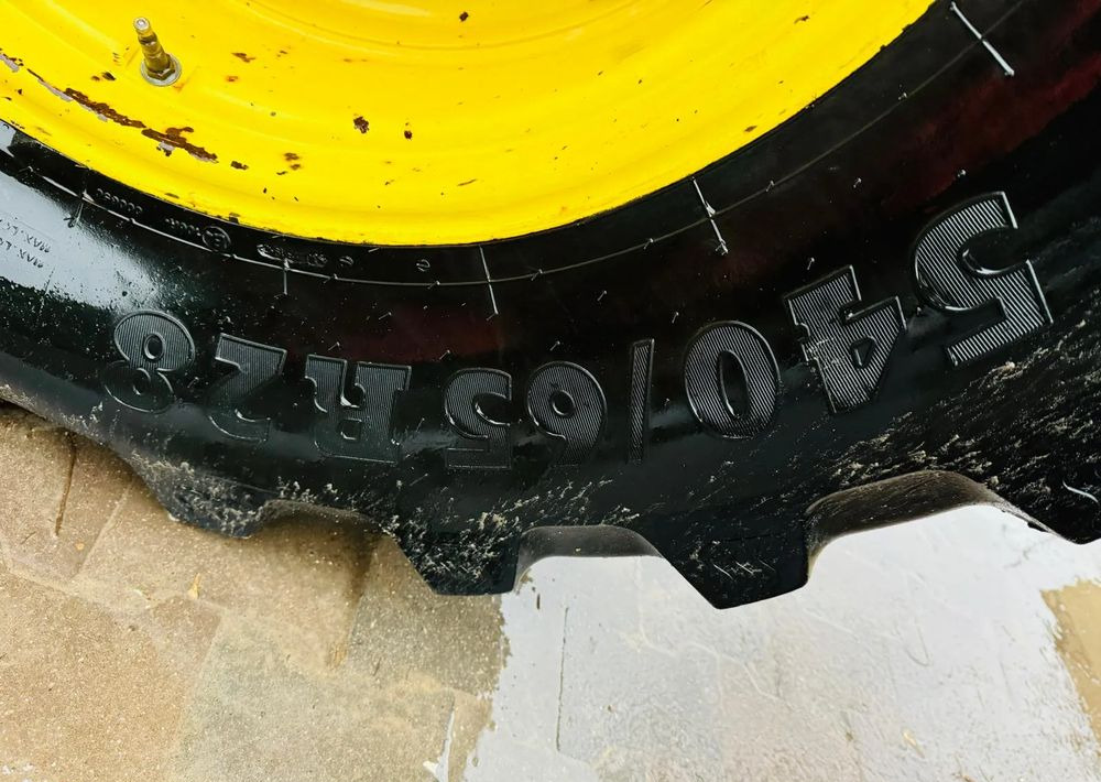 John Deere 6830 PREMIUM - Traktor: pilt 3 John Deere 6830 PREMIUM - Traktor: pilt 3