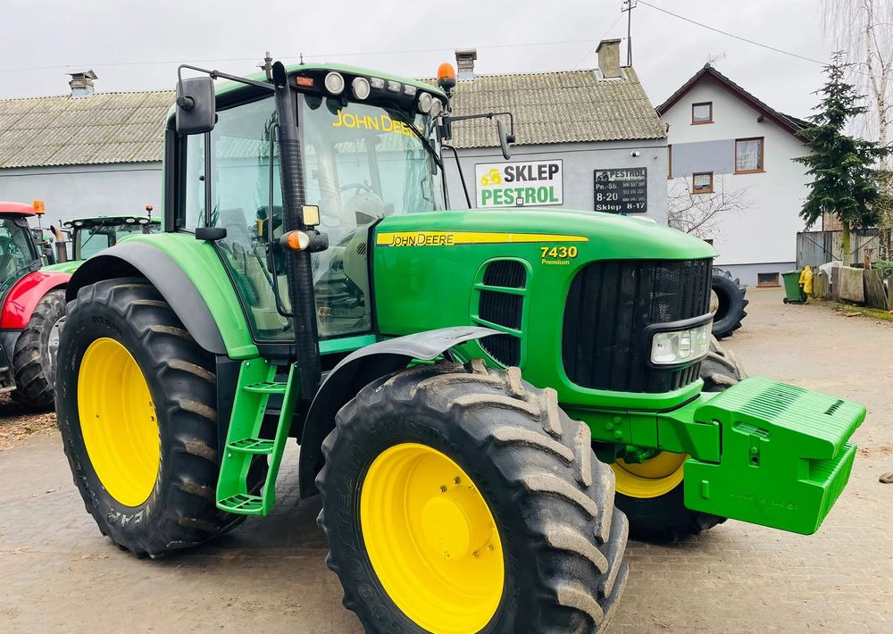 John Deere 7430 - Traktor: pilt 2 John Deere 7430 - Traktor: pilt 2