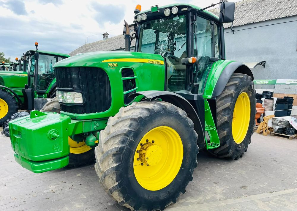 John Deere 7530 PREMIUM - Traktor: pilt 4 John Deere 7530 PREMIUM - Traktor: pilt 4
