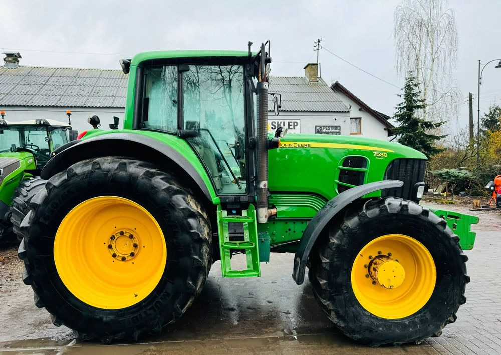 John Deere 7530 PREMIUM - Traktor: pilt 1 John Deere 7530 PREMIUM - Traktor: pilt 1