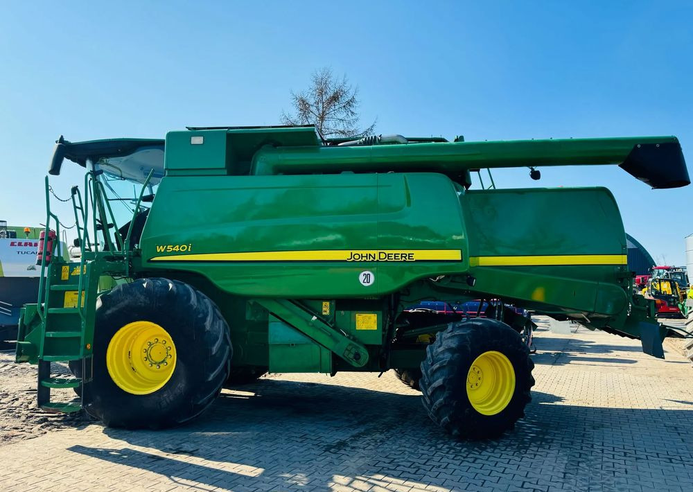 John Deere W540i - Kombain: pilt 2 John Deere W540i - Kombain: pilt 2