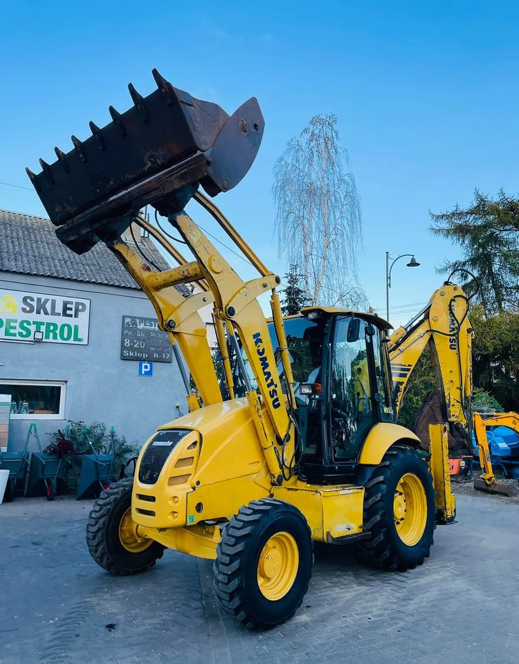 Komatsu WB93R - Ekskavaator-laadur: pilt 1 Komatsu WB93R - Ekskavaator-laadur: pilt 1