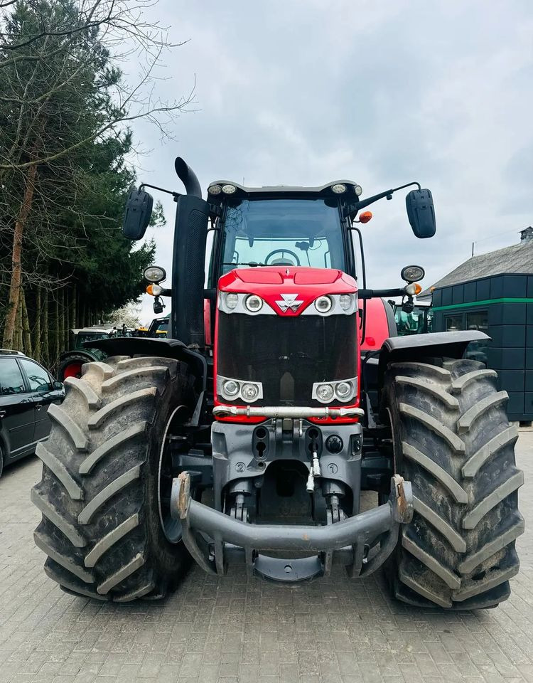 Massey Ferguson 8680 Dyna-VT - Traktor: pilt 5 Massey Ferguson 8680 Dyna-VT - Traktor: pilt 5