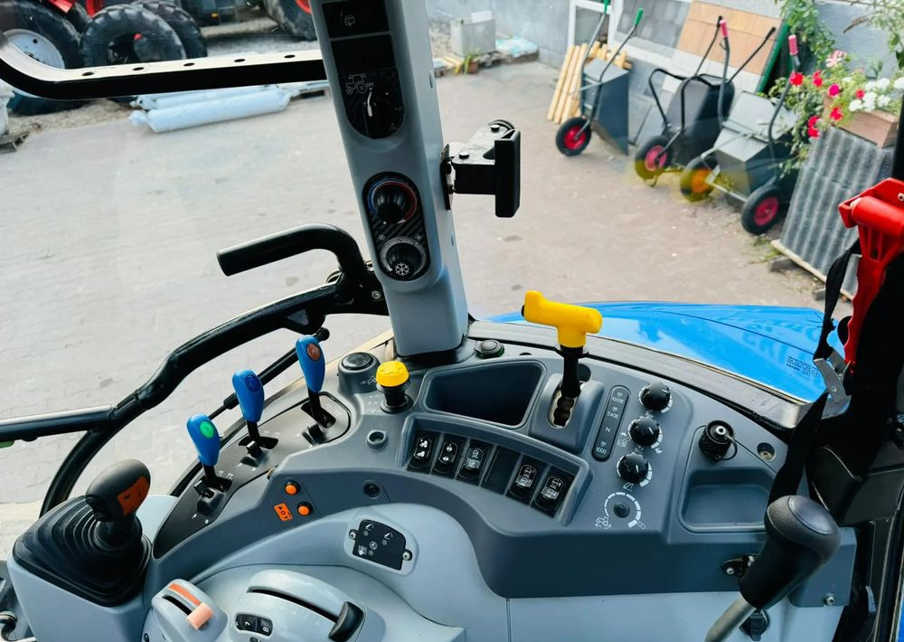 Traktor New Holland T5.110: pilt 10