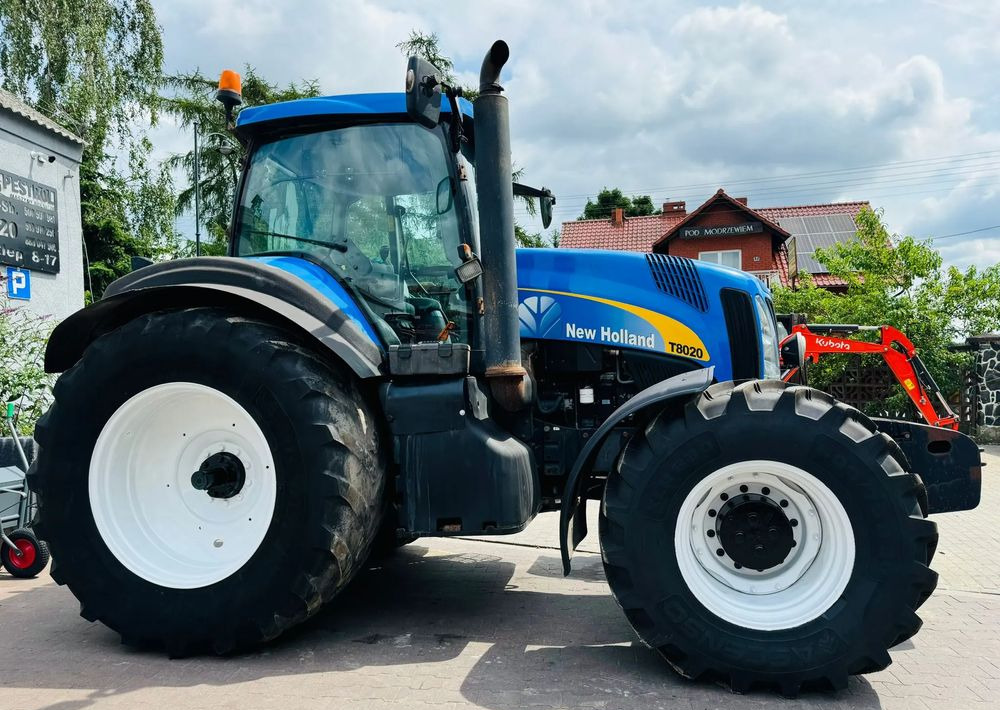 New Holland T8020 - Traktor: pilt 2 New Holland T8020 - Traktor: pilt 2