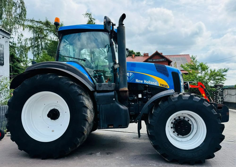 New Holland T8020 - Traktor: pilt 3 New Holland T8020 - Traktor: pilt 3