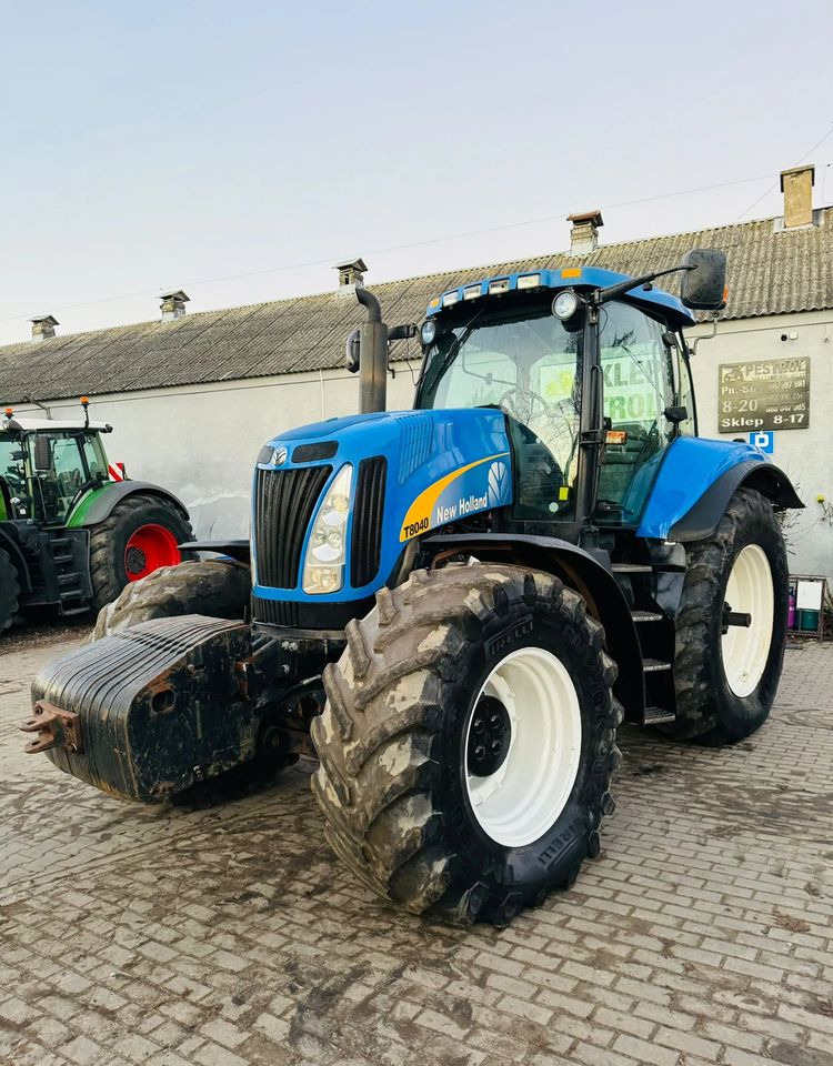 New Holland T8040 - Traktor: pilt 1 New Holland T8040 - Traktor: pilt 1