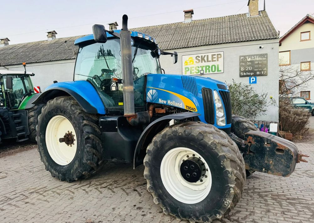New Holland T8040 - Traktor: pilt 5 New Holland T8040 - Traktor: pilt 5