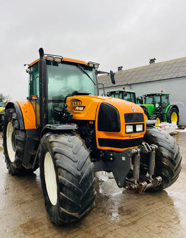 Renault Ares 826 RZ - Traktor: pilt 1 Renault Ares 826 RZ - Traktor: pilt 1