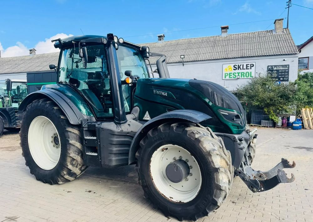 Valtra T214 Versu - Traktor: pilt 1 Valtra T214 Versu - Traktor: pilt 1